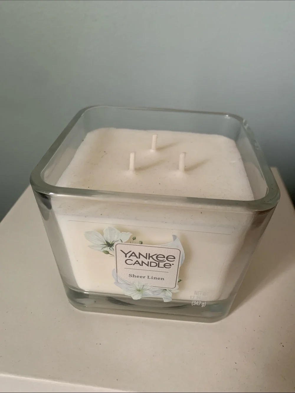 Yankee Candle Sheer Linen 3-Wick Square Jar - White with Rose Gold Lid